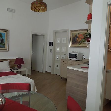 A Casa Di Lucia Vila Roma Exterior foto